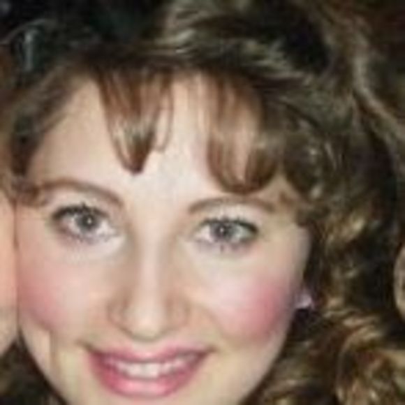 Meet your Posher, Danielle - Picture 1 of 1